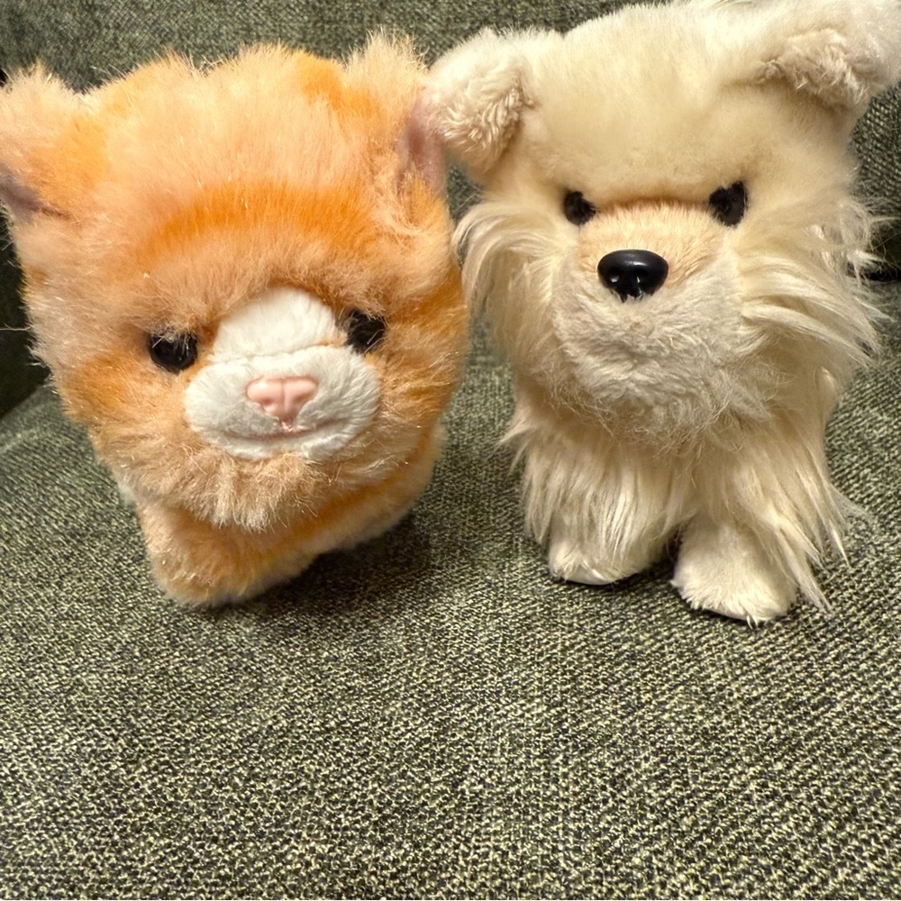 American Doll Pets Pomeranian Labrador Dogs Puppy Cat Llama Lot Of 4 Toys Plush - Picture 2 of 5
